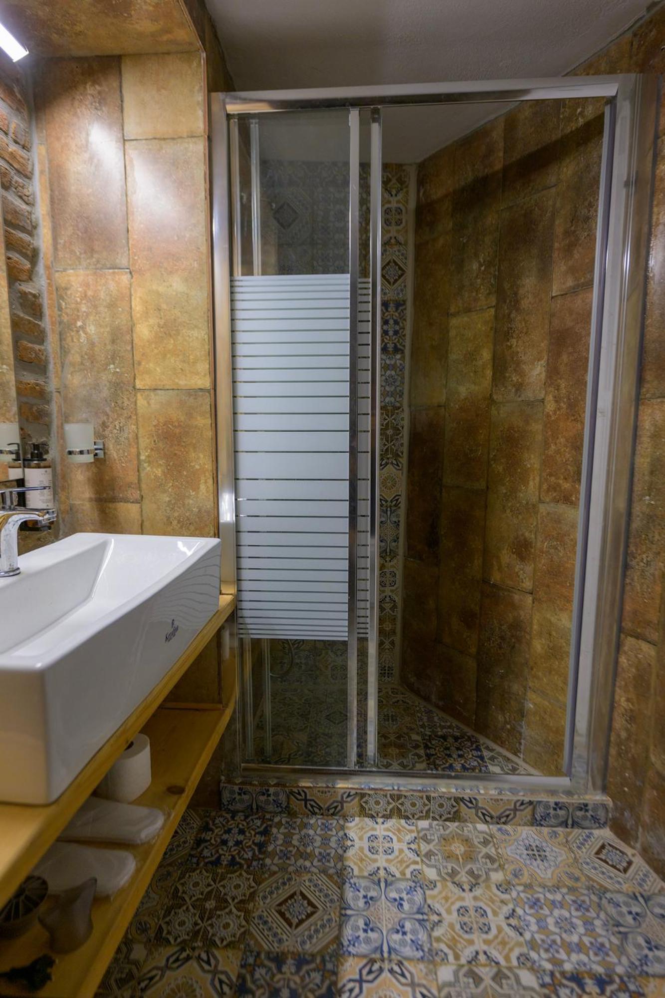 Alley Rooms Mytilíni Zewnętrze zdjęcie