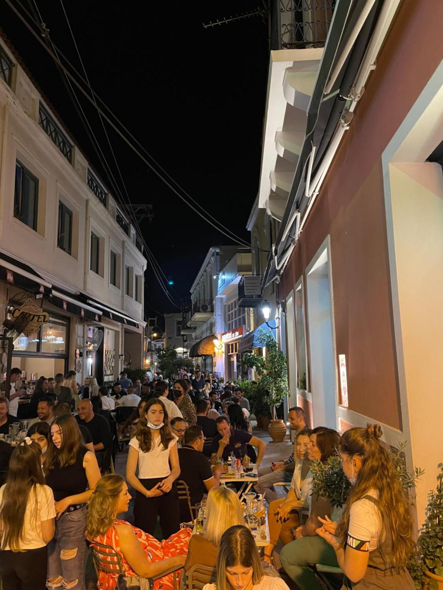 Alley Rooms Mytilíni Zewnętrze zdjęcie