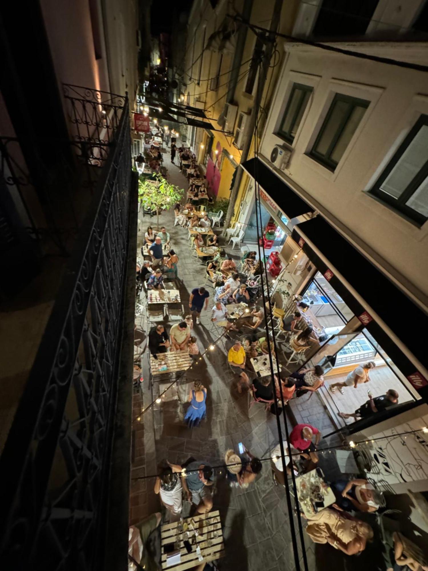Alley Rooms Mytilíni Zewnętrze zdjęcie
