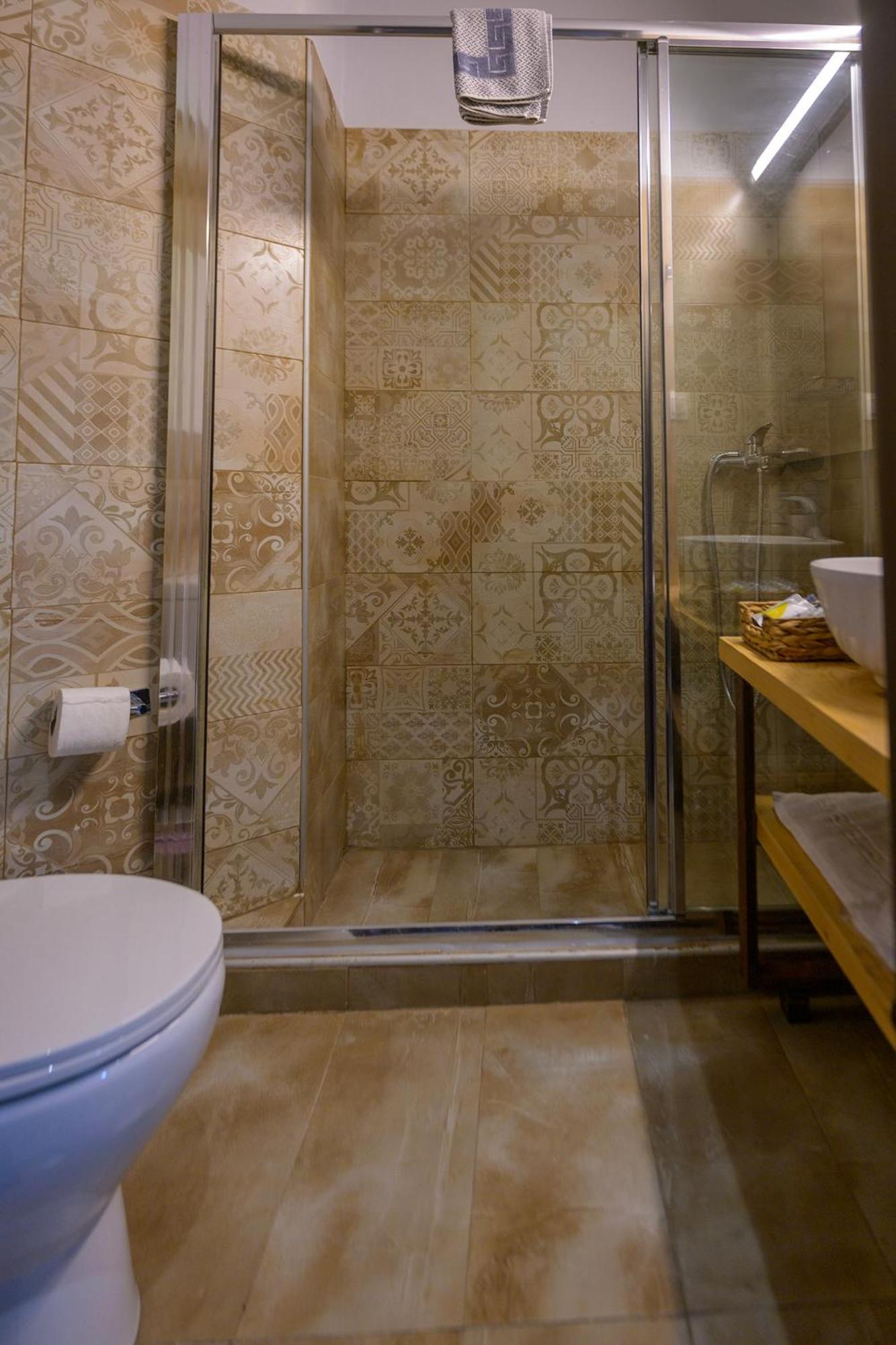 Alley Rooms Mytilíni Zewnętrze zdjęcie